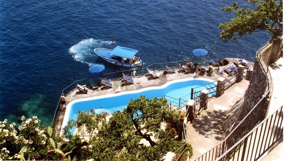 Post Historic Amalfi Hotels: the best five